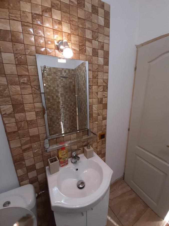 Cabana Din Livada Pucioasa Extérieur photo