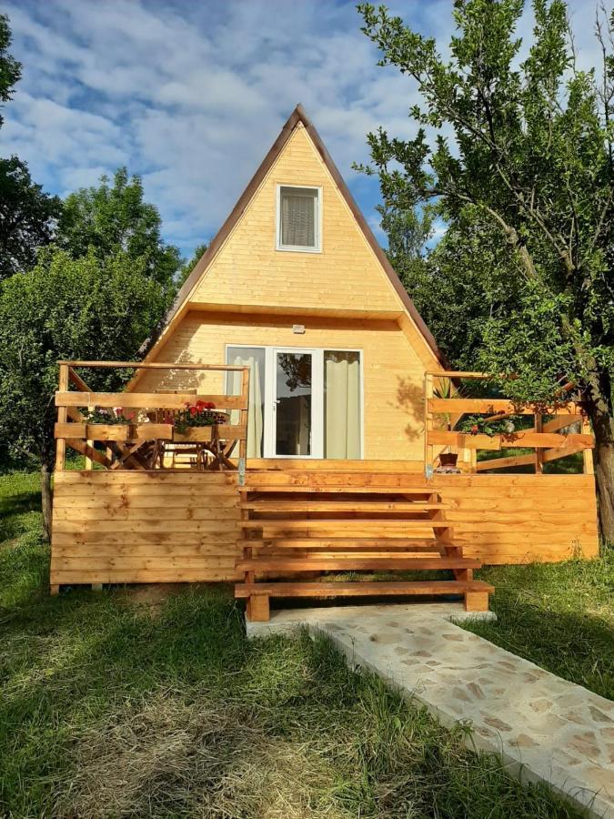 Cabana Din Livada Pucioasa Extérieur photo